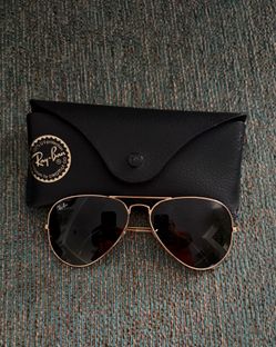 Ray ban