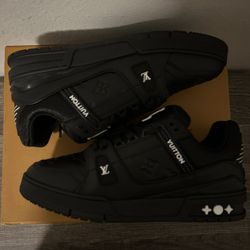 Louis Vuitton Trainer Sneaker