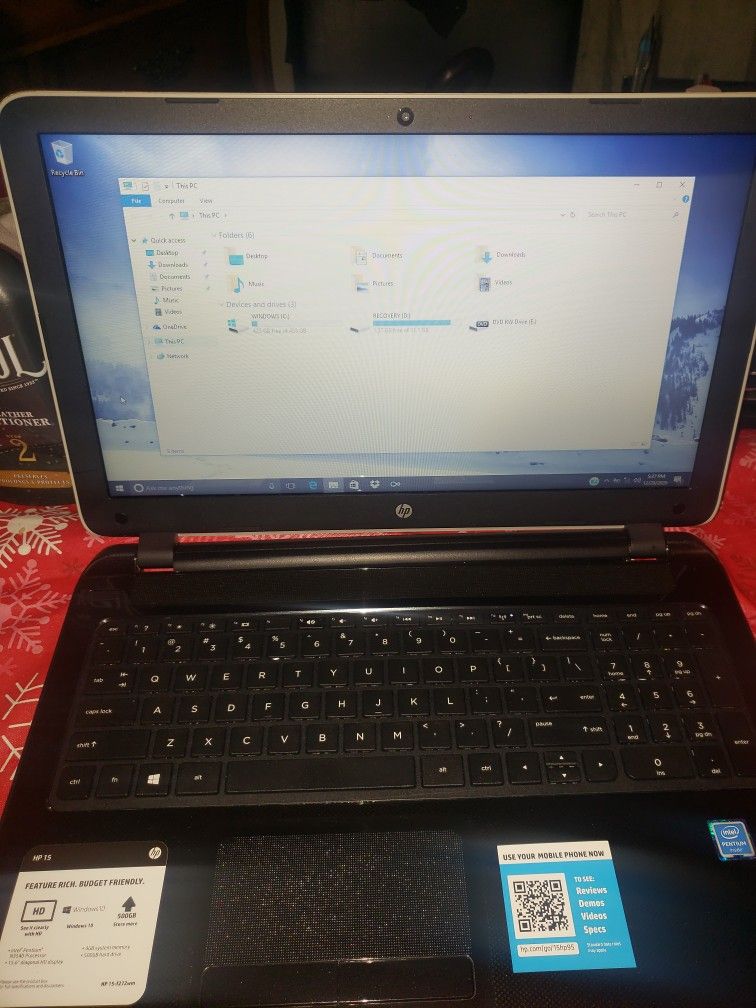 HP 15-f272wm Laptop