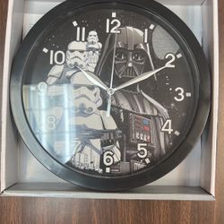 Star War Wall Clock 10 Inch