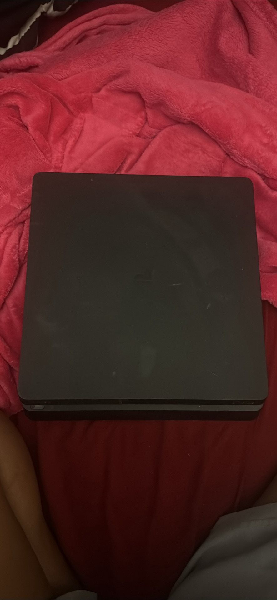 PS4 Slim
