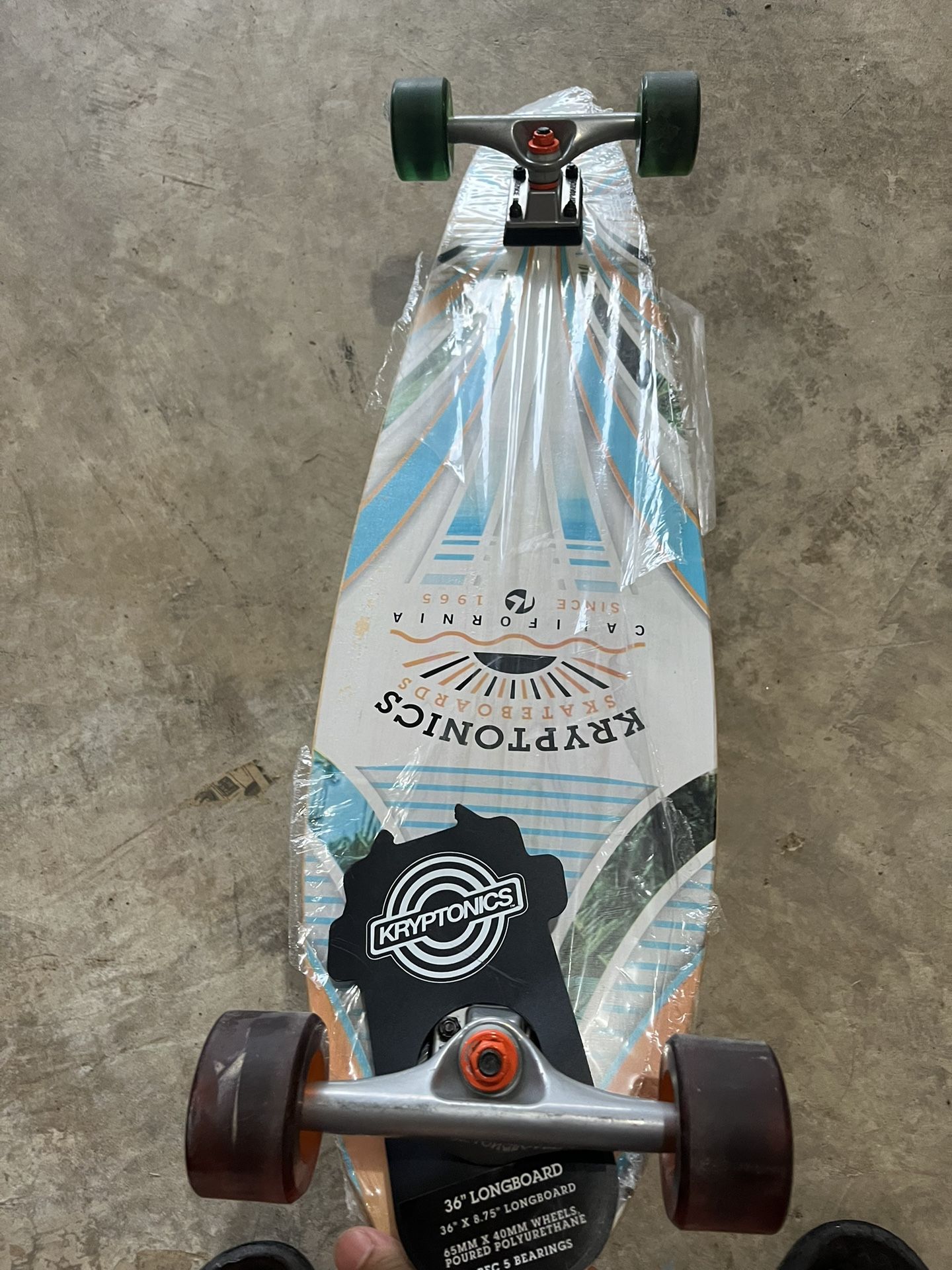KRYPTONICS Skateboard