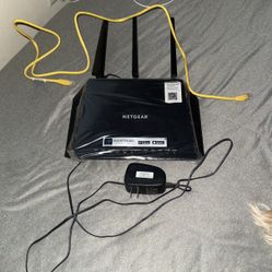 Nether Nighthawk Ac2600