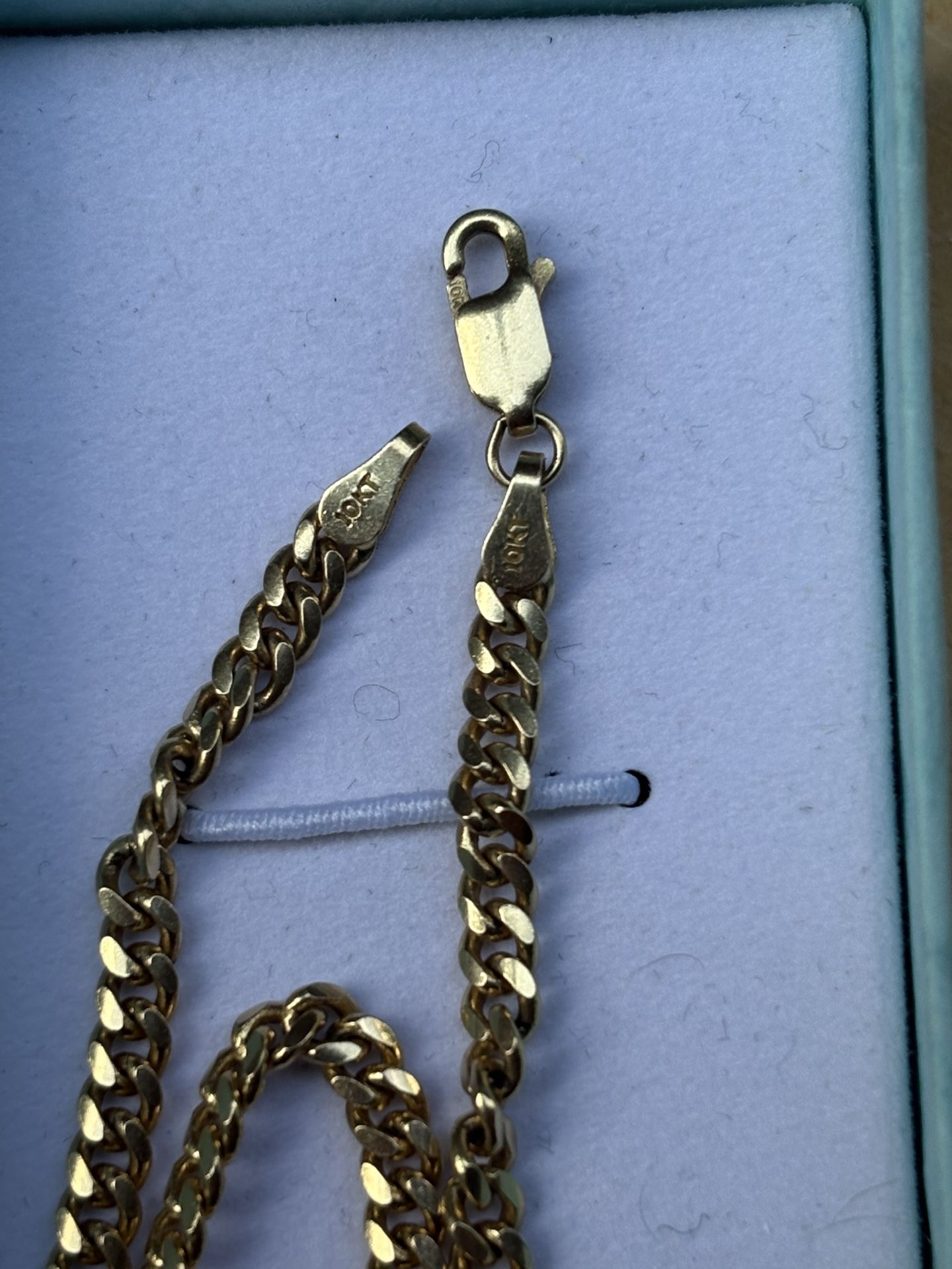 10K GOLD CUBAN CHAIN