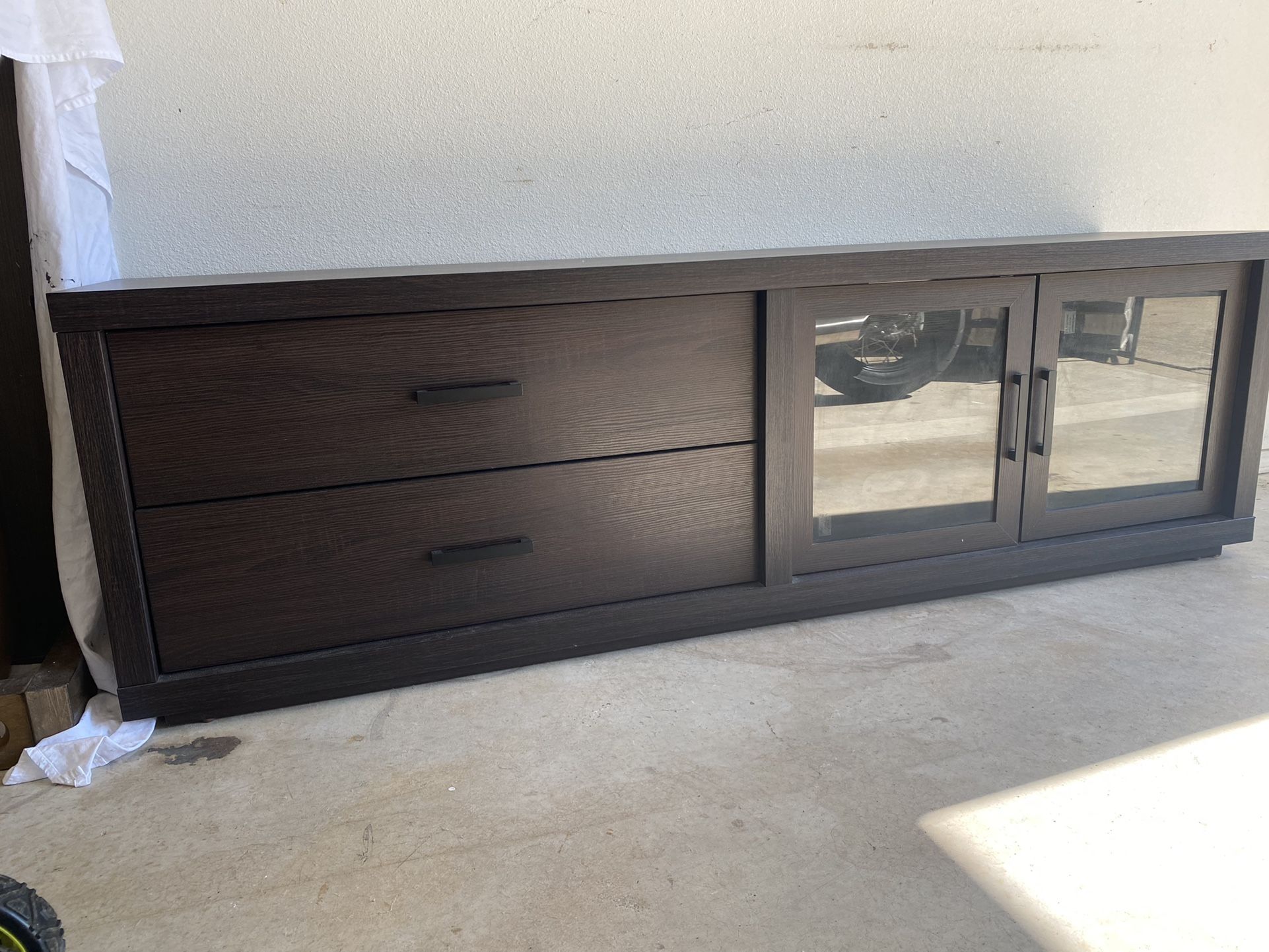 TV stand / Console