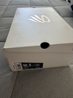 Curry 11 Future Dragon (Size 10.5)