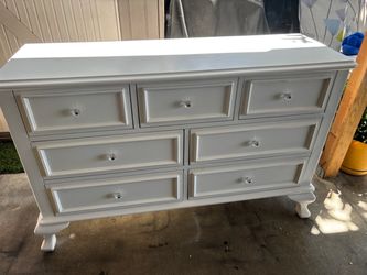 White small dresser