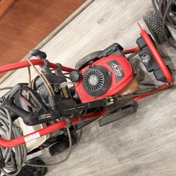 Husky 3000 PSI / 2.5 GPM / Honda GCV190 Pressure Washer 