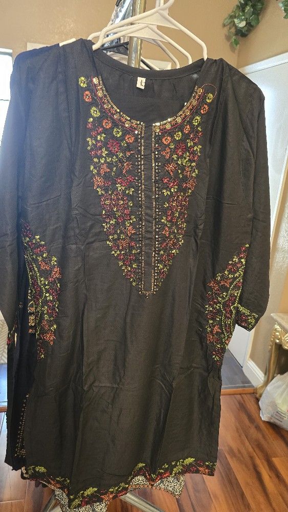Women Clothes Pakistani/Indian