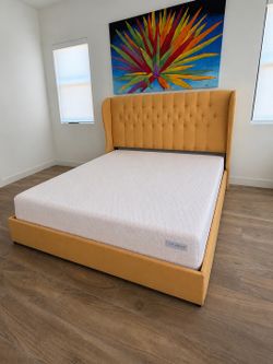 King yellow bedframe with tuft and needle memory foam mattress