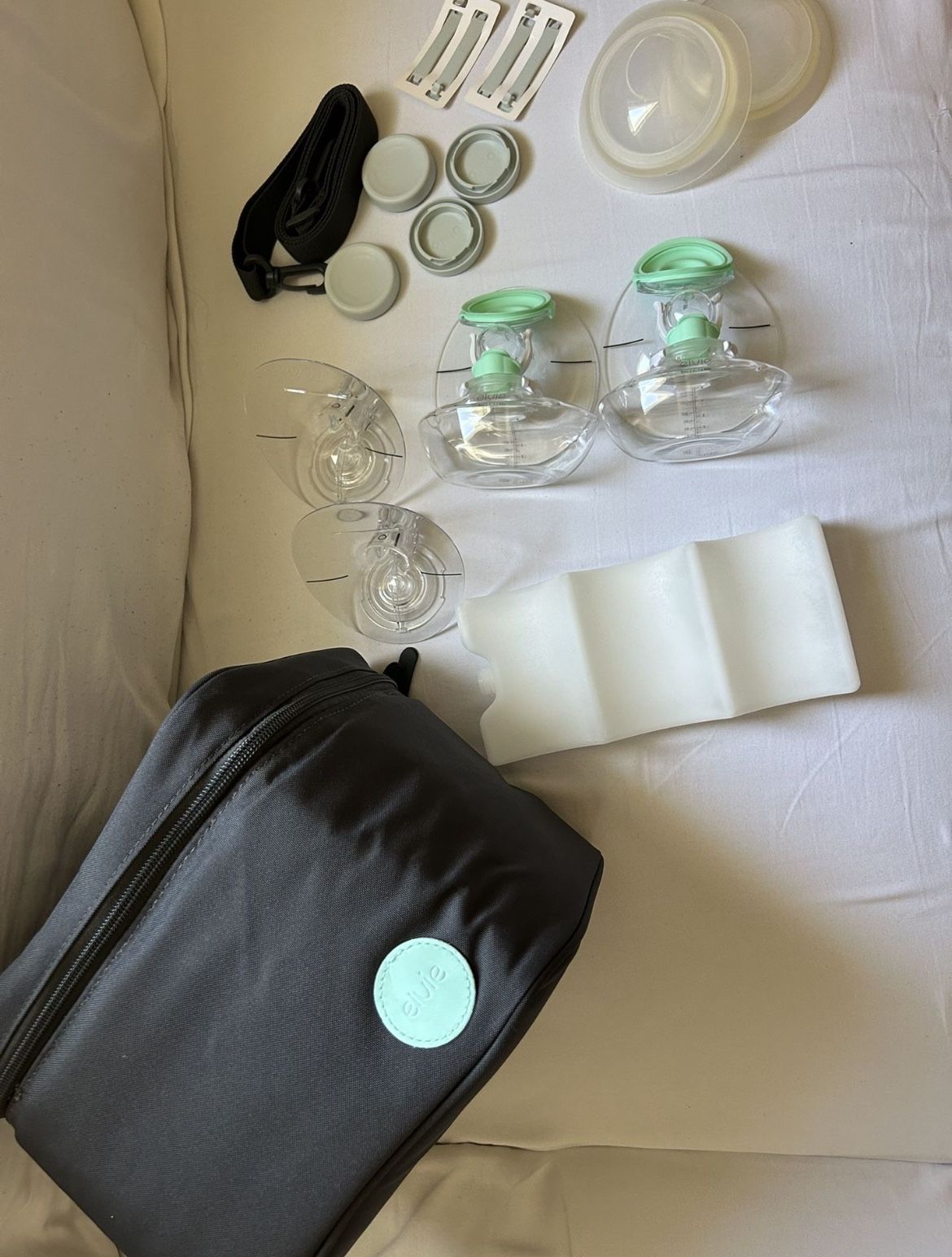 Elvie Breast Pump (Never Used)