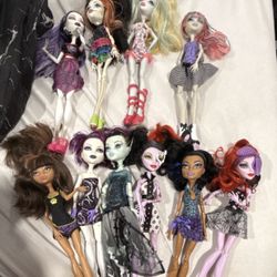 Monster High 2011 Mattel Dolls