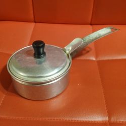 Vintage Mirro Egg Poacher