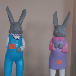 Mr And Mrs Easter Statues 