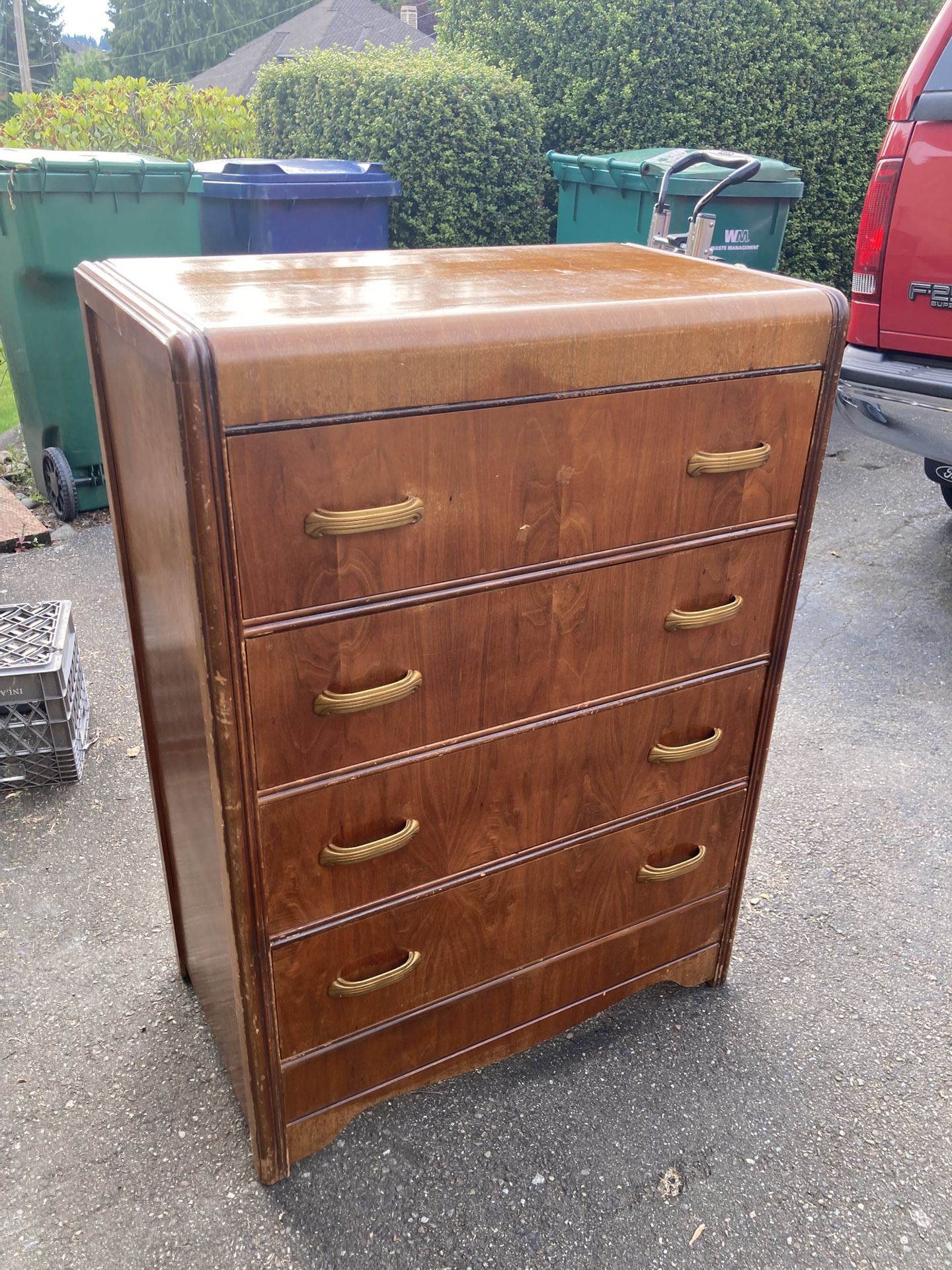 Dresser, 4 Drawers, Cherry Laminate, Circa 1970, Retro Knobs Delivery