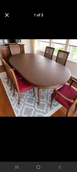 Solid Wood Oval Dining Table Set with 6 Matching Chairs & Faux Leather Table Pad