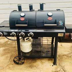 Texas Trio 4-Burner Dual Fuel Grill with Smoker 
