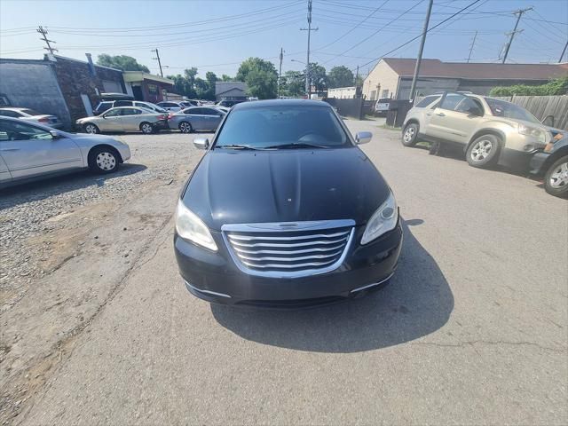 2012 Chrysler 200