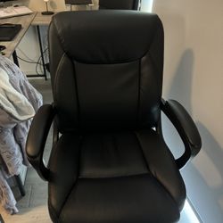 Adjustable Black Desk Chair