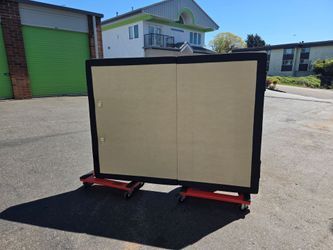 Posturpedic Queen box spring  with electronics