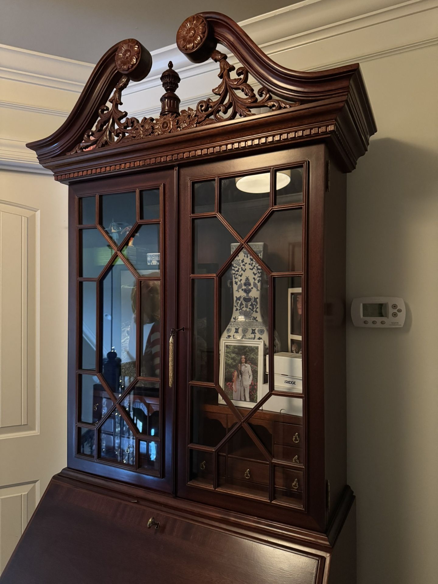 Secretary Cabinet