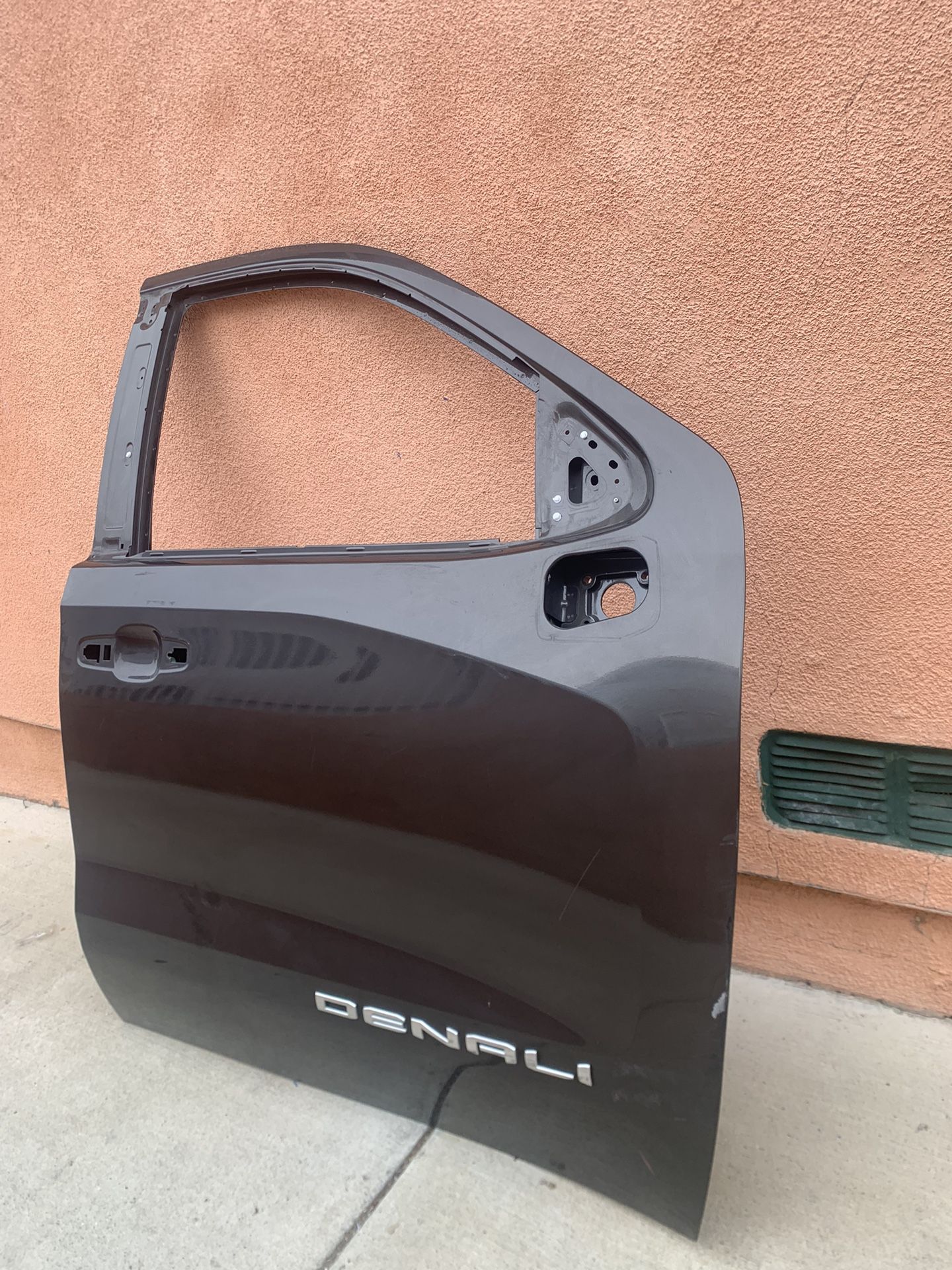 2022 2024 Gmc Sierra  Right Front Door 