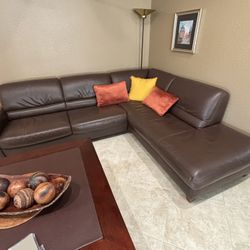 Leather Sectional - MUST SEE! 