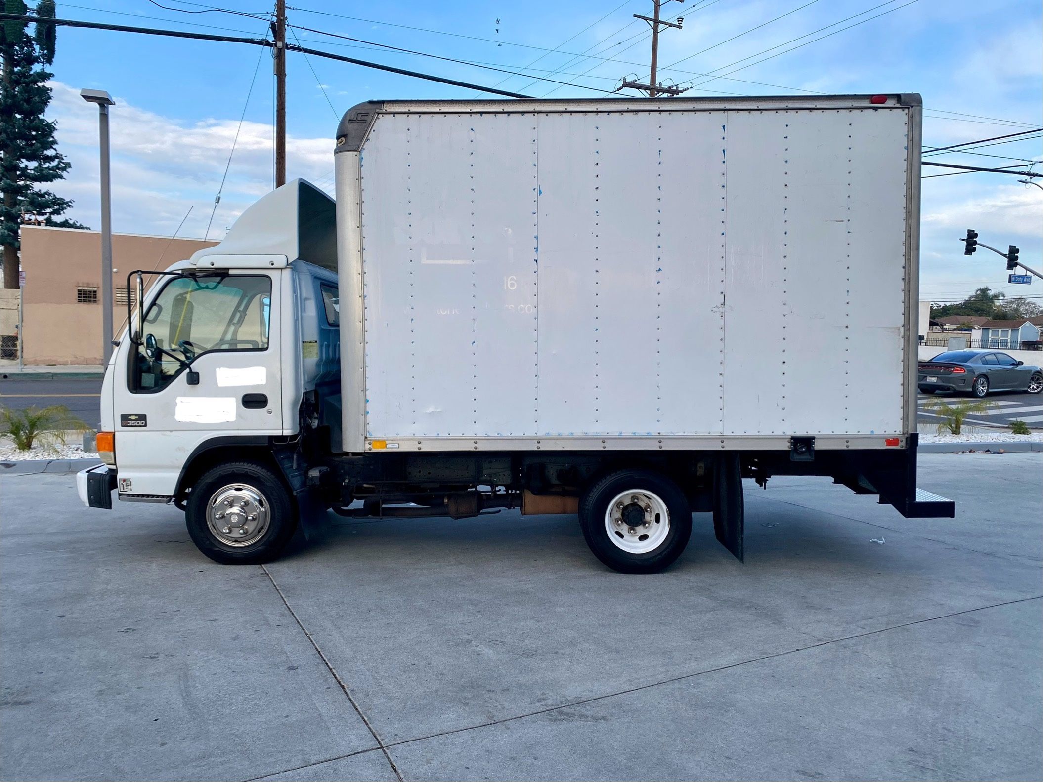 2003 Chevrolet W3500 Tilt master