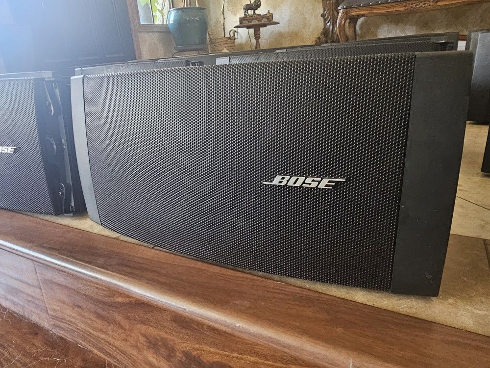 25) Bose Freespace DS 100se Loudspeaker