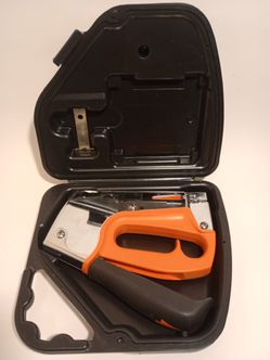 Power shot pro staple gun with case