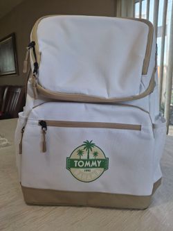 Brand New Tommy Bahamas cooperativa backpack