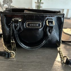 Guess Crossbody Bag 🖤