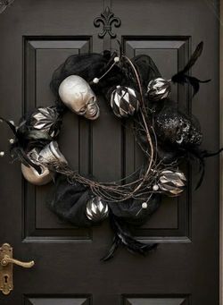 Halloween Wreath 24” Black Silver Skulls Mesh
