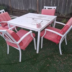 Table An Chairs 💺 For Sale 
