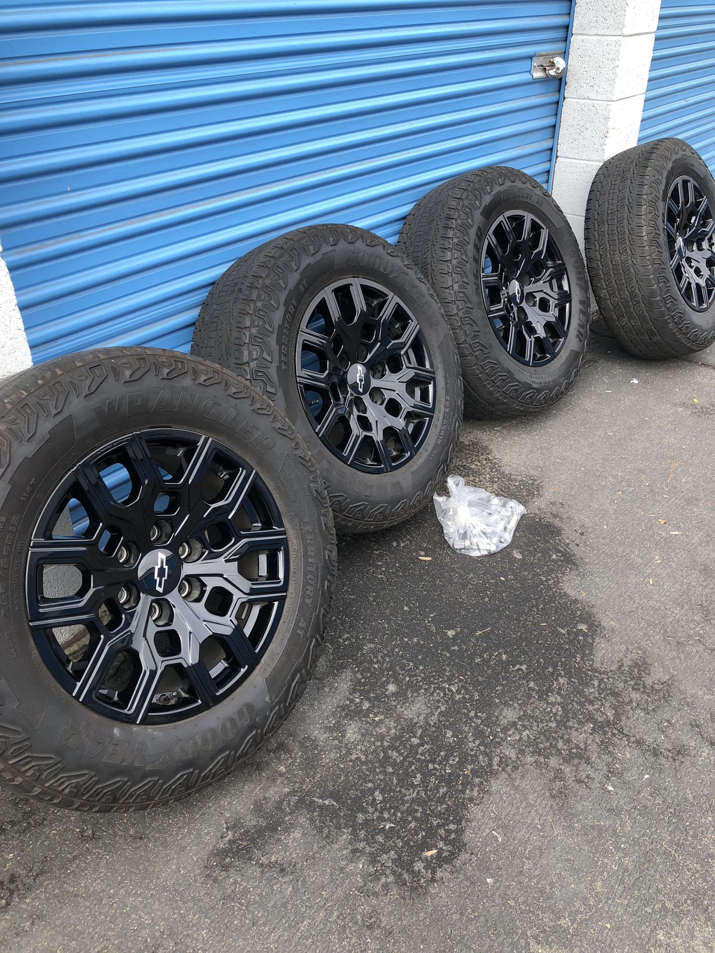 2023 + Chevy Colorado Trail Boss 18" Wheels & Goodyear Wranglers