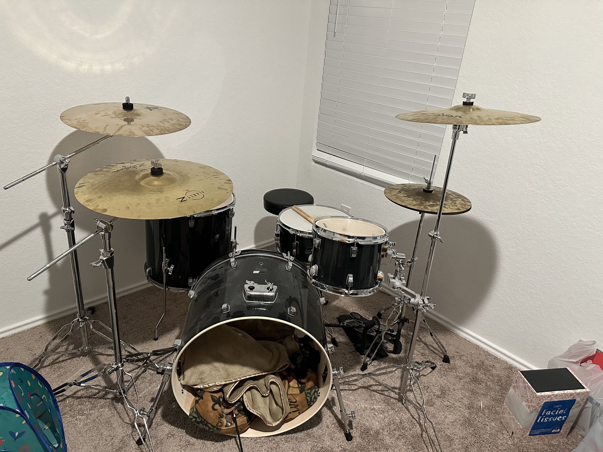 5 Piece Drum Set