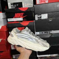 Adidas Yeezy 700 Static size 12 USED But Clean
