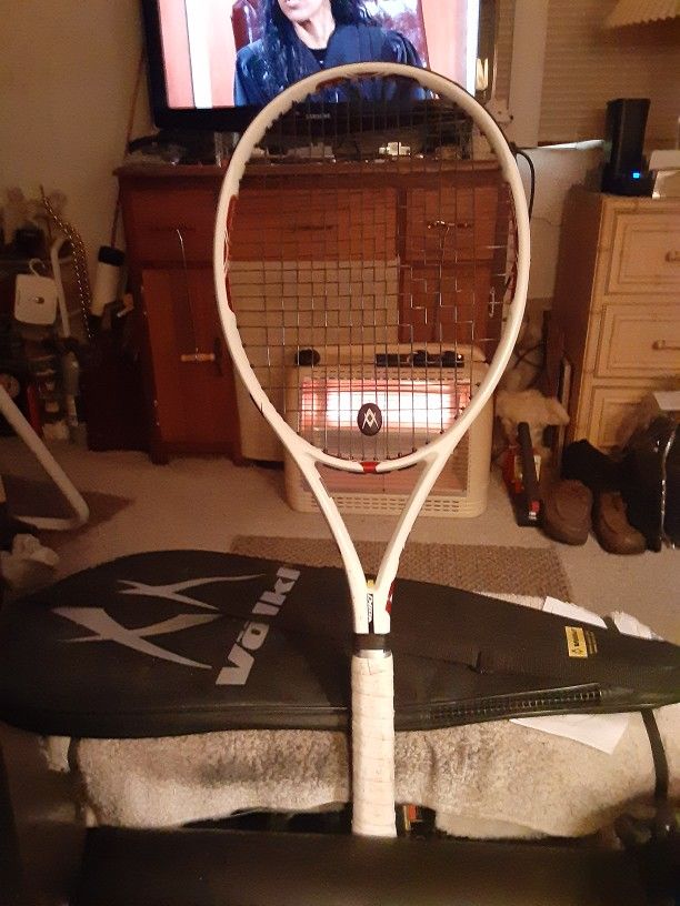Vokyl Racket , New Ball Hopper And New Tennis Bag
