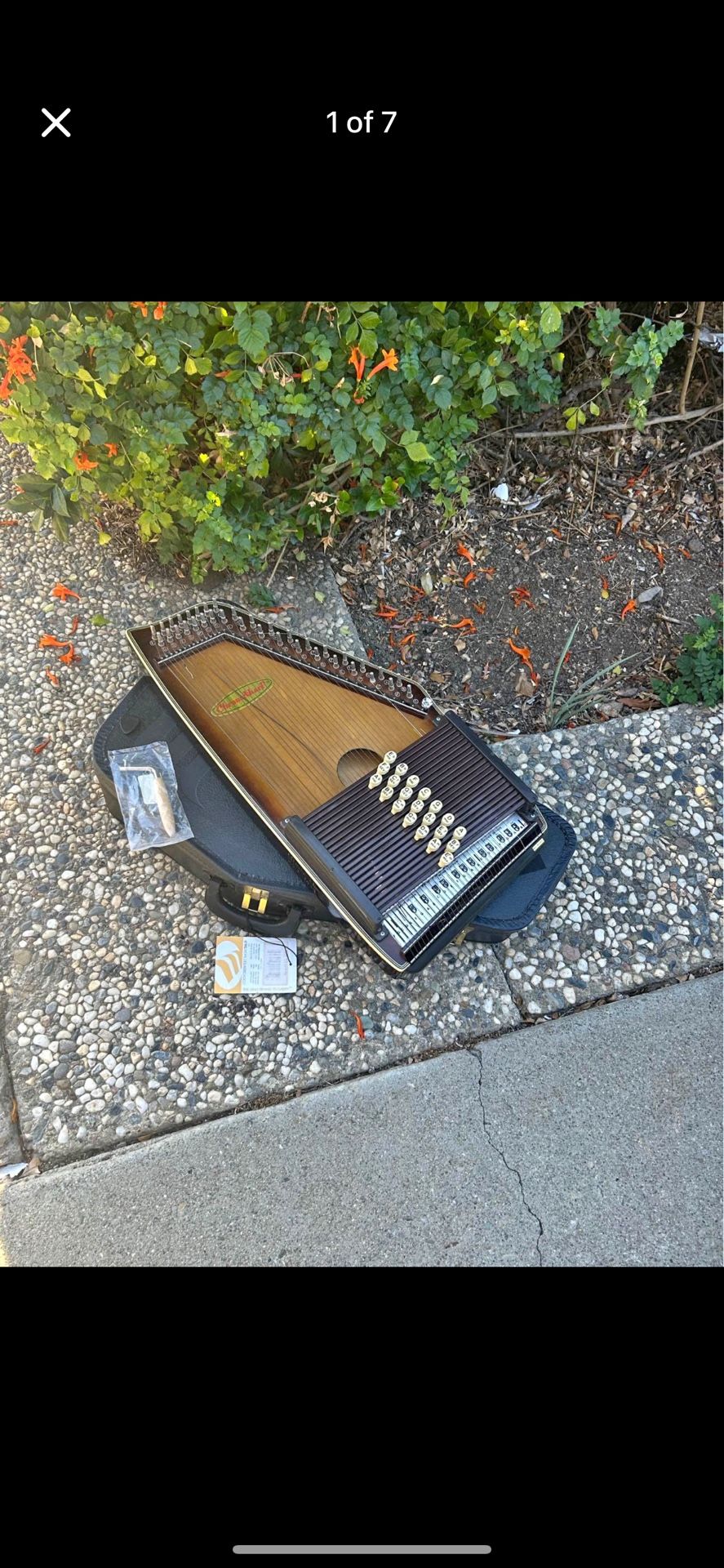 Autoharp 36 /21 Chord Classic Autoharp with original case and Accessories