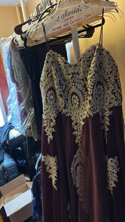 Say yes To The Dress Gown -size 20