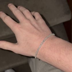 Moissanite Tennis Bracelet – 2mm, 8in – 925 Silver