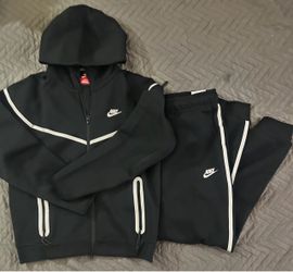 Nike Tech Fleece Tracksuit Set reflective size Large