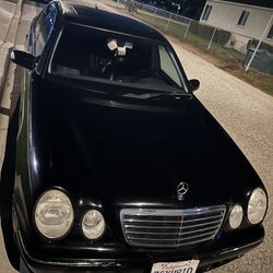 2002 Mercedes Benz E320