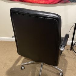 Black Leather Mars XL3 Executive Chair - Refurbished