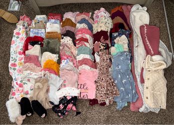 Bay girls size 6-9 months