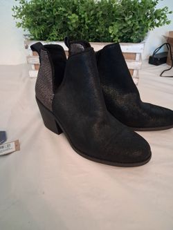 New 👢 Boots TOMS 7.5
