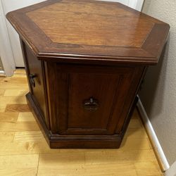 Antique Cherry End Table