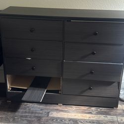 FREE DRESSER