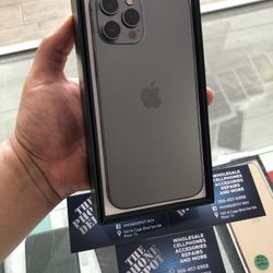 iPhone 12 Pro Max 128gb Factory Unlocked For Any Company 