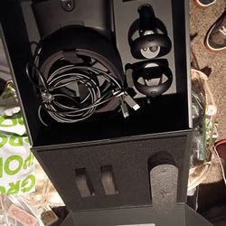 VR HEAD SET